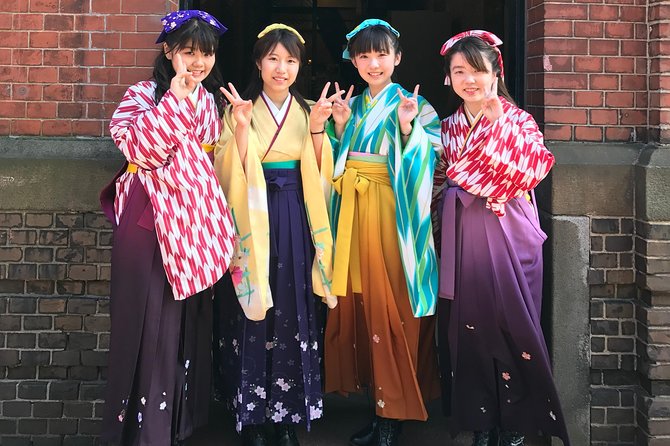 Dress Up High-Quality “Hakama” Kimono and 30-min Rickshaw Tour - Dress Code