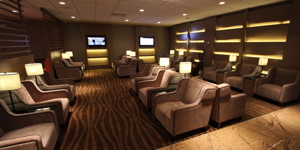 Edmonton International Airport (YEG): Premium Lounge Entry - Experience Highlights