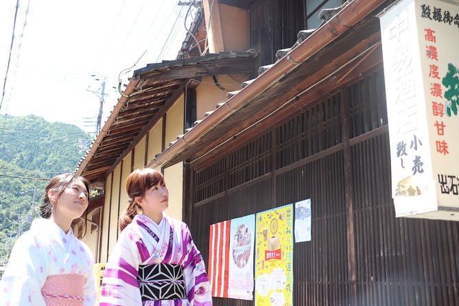 Experience With Kimono! Castle Town Retro Tour Local Tour & Guide - Unveiling Kimono Traditions