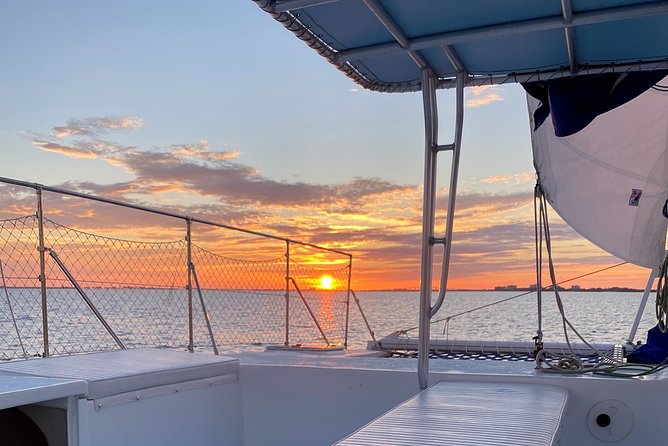 Fort Myers Beach Sunset Cruise - Inclusions and Refreshments
