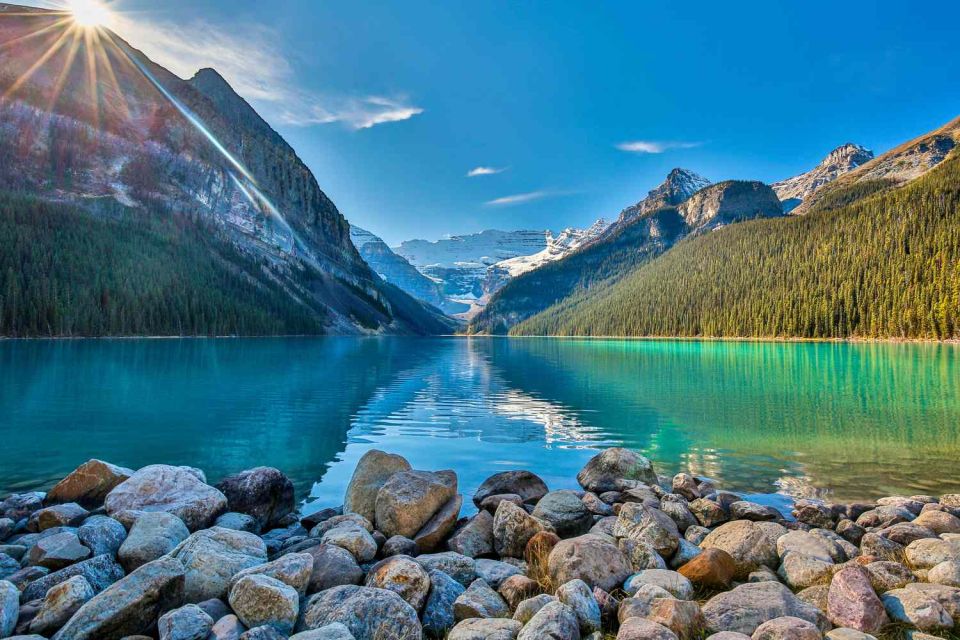 From Calgary: Private Lake Louise and Banff Day Trip - Experience Highlights
