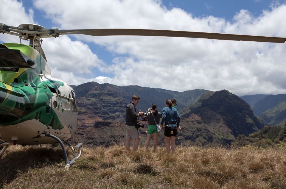 From Lihue: Experience Kauai on a Panoramic Helicopter Tour - Tour Highlights