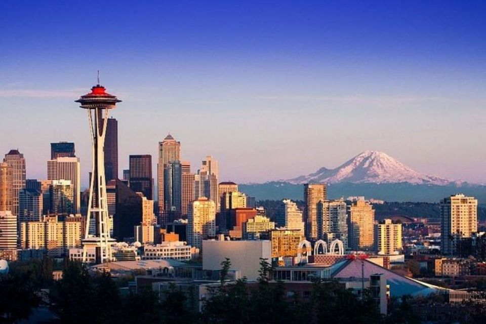 From Seattle: Private Transport to Portland by SUV - Professional Driver and Comfortable Ride