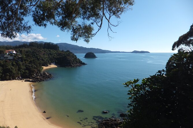 Full-Day Abel Tasman National Park Hiking Tour With Cruise - Itinerary Highlights