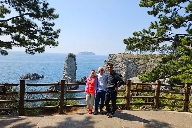 Full-Day Private Tour in Jeju Island - Inclusions and Exclusions