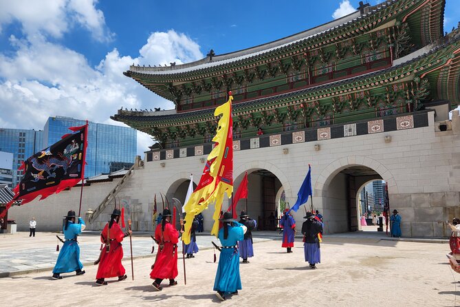 Full-Day Seoul Private Guided Tour With Comfy Van - Inclusions