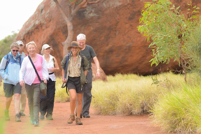 Full Uluru Base Walk at Sunrise Including Breakfast - Meeting and Pickup Details