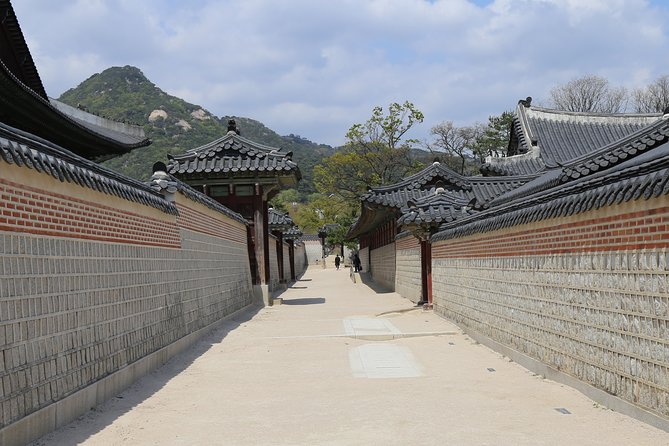 Gyeongbokgung Palace Private Half-Day Tour - Logistics Information