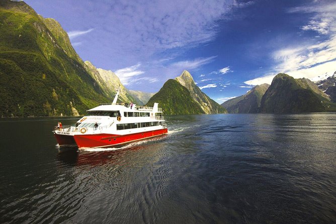 Half-Day Milford Sound Flight and Cruise From Queenstown - Inclusions and Amenities