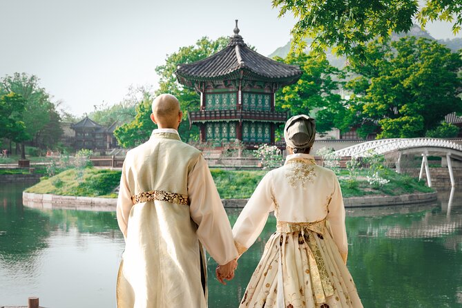 Hanbok Private Photo Tour at Gyeongbokgung Palace - What to Expect