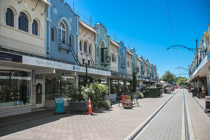 Heartbeat of the City: Christchurch Walking Tour for Couples - Must-See Attractions on the Tour