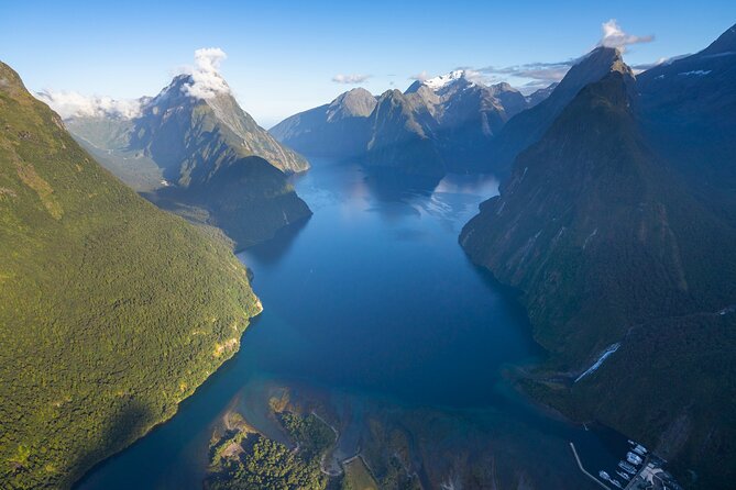 Helicopter Transfer From Milford Sound Airport to Te Anau - Inclusions