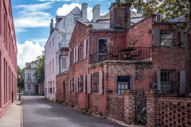 Hidden Alleyways and Historic Sites Small-Group Walking Tour - Meeting Information