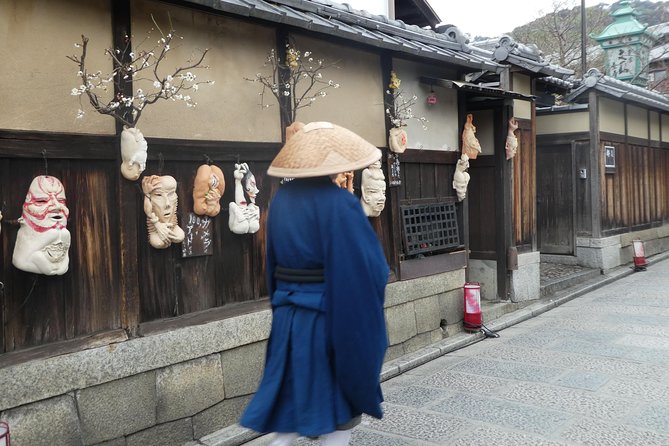 Highlights of East Kyoto by Train, Zen, Tea, Sake - Traditional Tea Ceremonies Experience