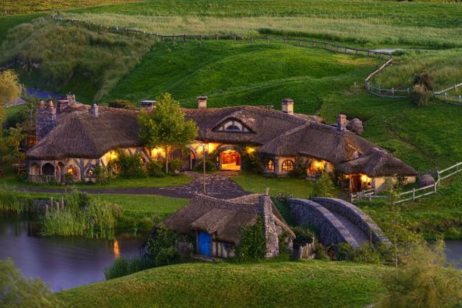 Hobbiton Movie Set Small Group Fully Guided Day Tour From Auckland - Customer Feedback