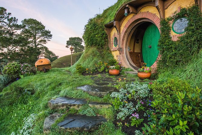 Hobbiton Movie Set Walking Tour From Shires Rest - Booking Information