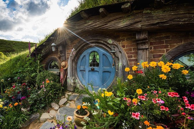 Hobbiton & Rotorua Including Wai-O-Tapu - Small Group Tour From Auckland - Cancellation Policy Details