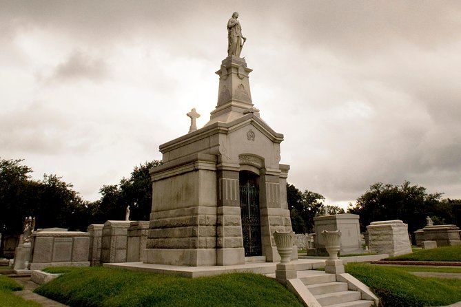 Lake Lawn Metairie Cemetery Walking Tour - Cancellation Policy Details
