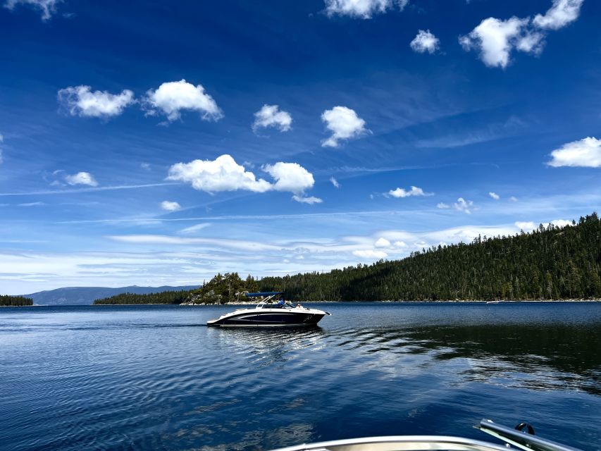 Lake Tahoe: Lakeside Highlights Yacht Tour - Experience Highlights