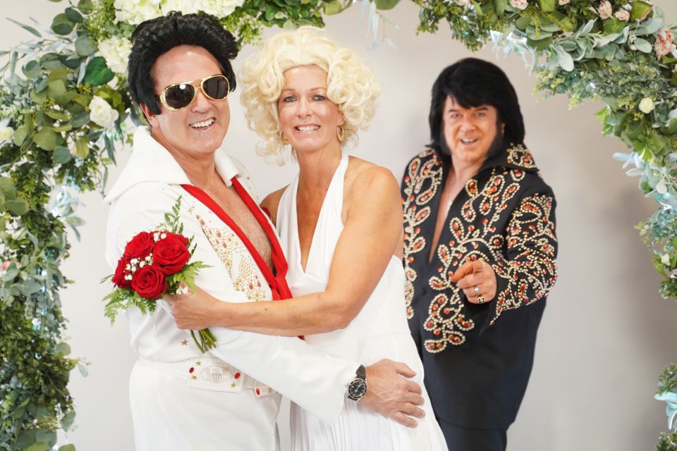 Las Vegas: Elvis Themed Wedding With Limousine - Experience