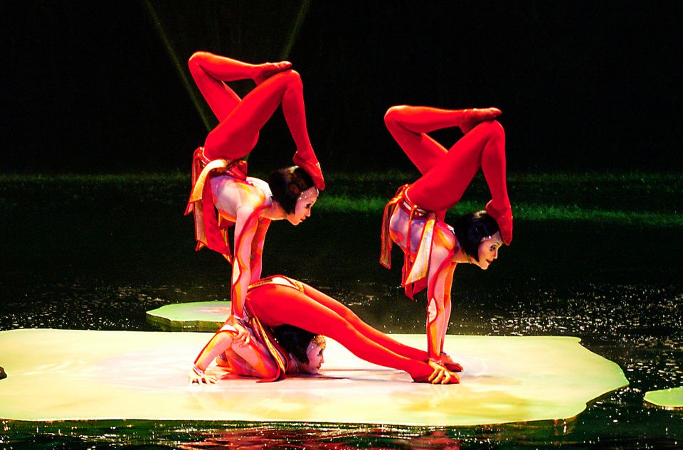 Las Vegas: “O” by Cirque Du Soleil at Bellagio - Booking Information