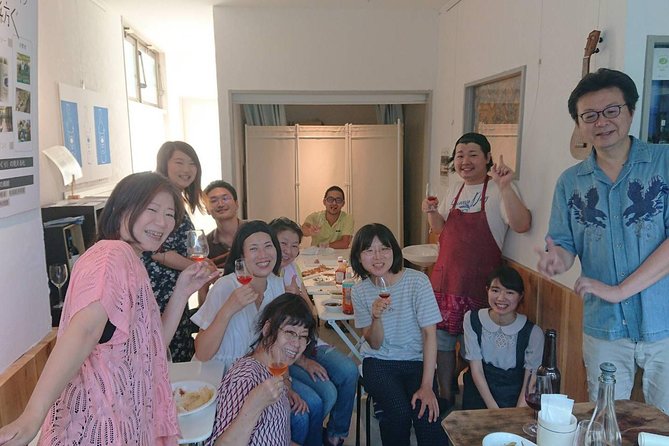 Local HAMA-WINE and Sushi Making Workshop　 - Accessibility Information