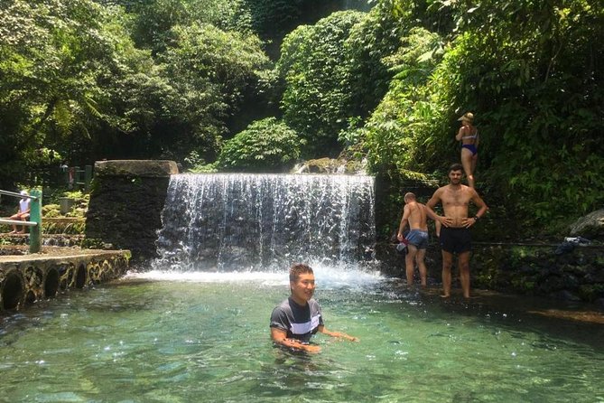 Lombok Private Tour Waterfall And Traditional Village Including Beach - Traditional Village Visit