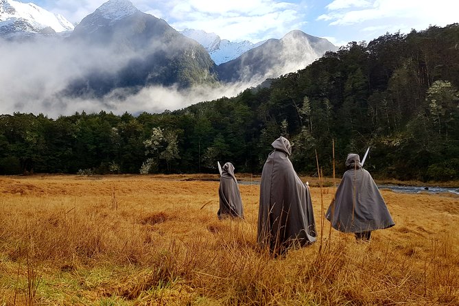 Lord of Rings Full-Day Tour Around Queenstown Lakes by 4WD - Transport Details