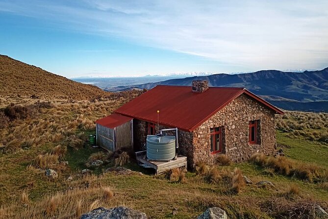 Lyttelton Shore Excursion -Guided Hiking Tour Packhorse Hut - Inclusions and Amenities