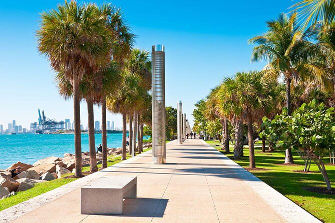 Miami Beach Art Deco, History & Crime Non-Touristy Walking Tour - Pricing and Value