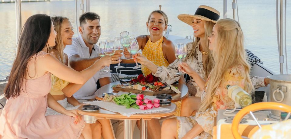 Miami: Luxury E-Boat Cruise With Wine and Charcuterie Board - Experience Highlights