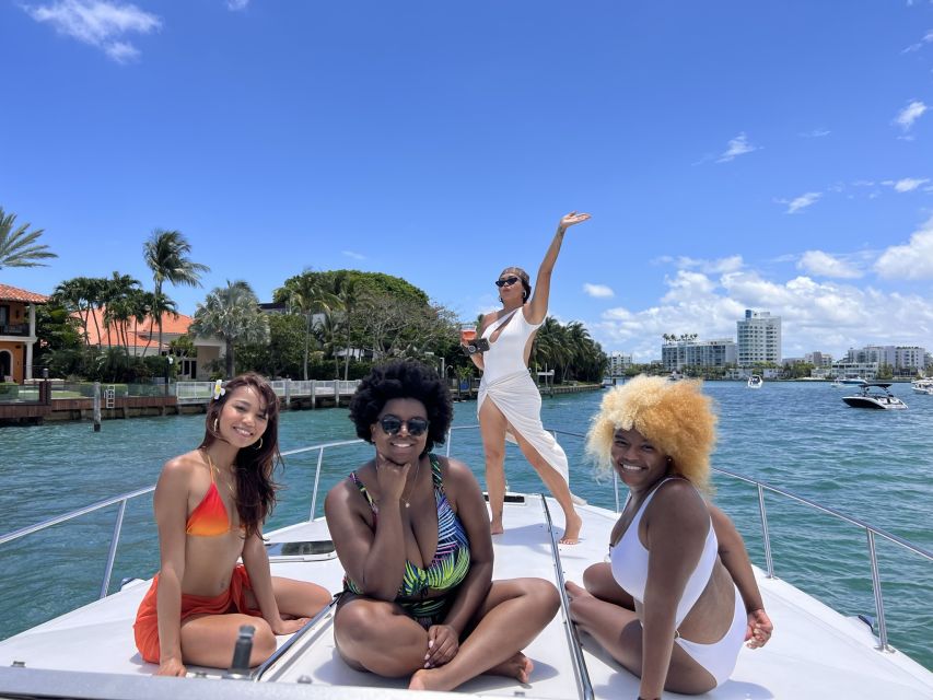 Miami: Private Yacht Rental Tour With Champagne and Snorkel - Experience Highlights