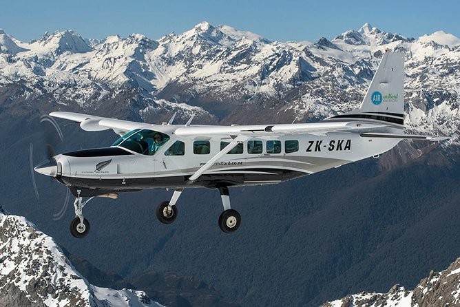 Milford Sound Overhead Flight With Landing From Queenstown - Pickup and Drop-off Details