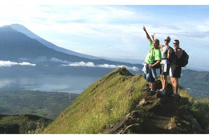 Mount Batur Sunrise Trekking With Hotel Transfers - What to Bring