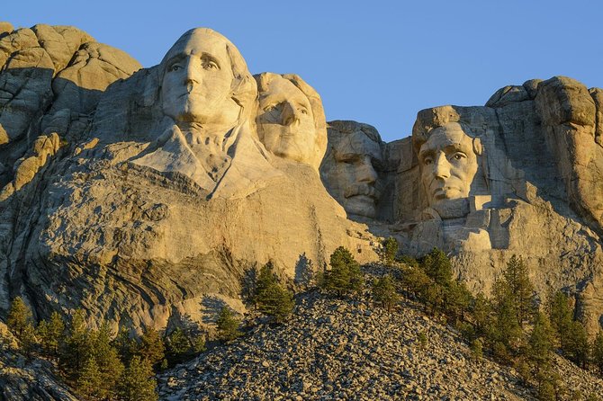 Mount Rushmore and Black Hills Bus Tour With Live Commentary - Logistics and Cancellation Policy
