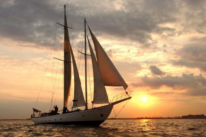 New York City Sunset Sail Aboard Shearwater - Logistics