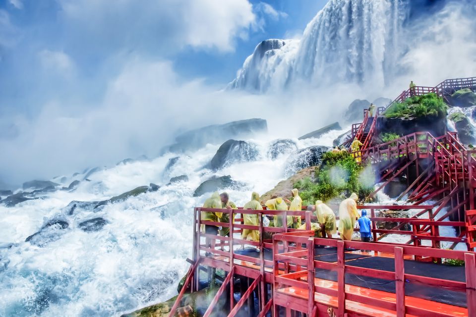 Niagara Falls: Canadian Side Day Trip With Maid of the Mist - Sightseeing Highlights