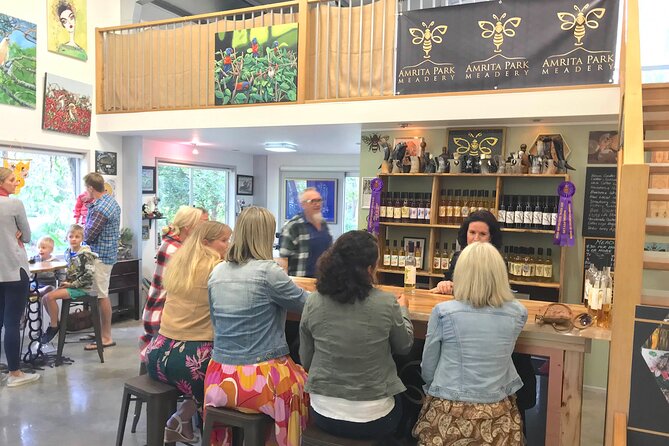 Noosa Hinterland Drinks Private Tour With Gin, Beer, Mead & Wine Tastings - Tasting Experiences