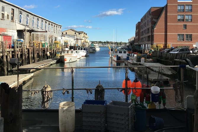 Old Port "Seafood Lovers" Walking Lunch Tour in Portland, Maine - Start Time and End Points