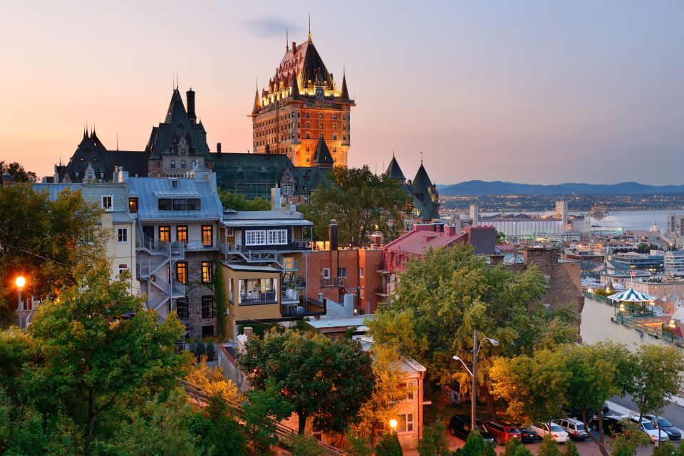 Old Québec: First Discovery Walk and Reading Walking Tour - Key Features