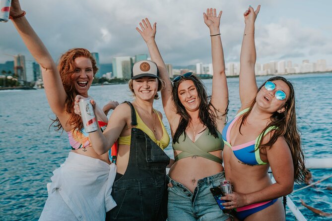 Paradise Waikiki Sunset Cruise LIVE DJ SWIMMING - Inclusions and Amenities
