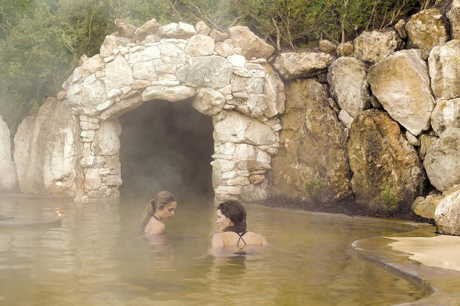 Peninsula Hot Springs and Beach Boxes Day Trip From Melbourne - Traveler Feedback