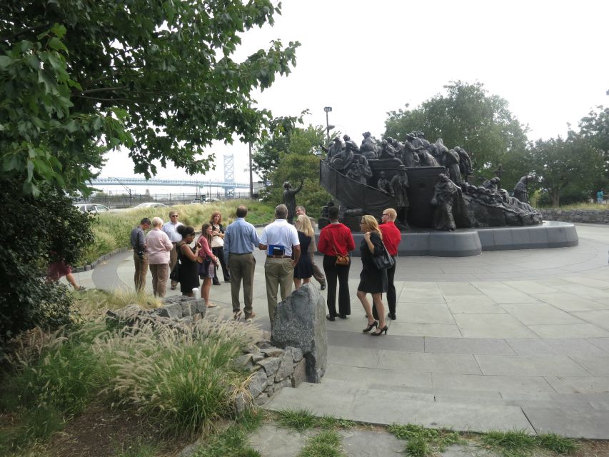 Philadelphia: Private Colonial Waterfront Walking Tour - Full Tour Description