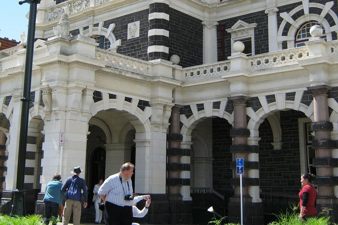 Private 1-Hour Heritage Highlights Walking Tour of Dunedin  - Dunedin & The Otago Peninsula - Logistics