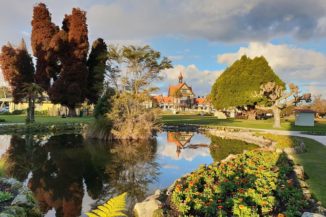 Private 90-Minute Outdoor Scavenger Hunt Adventure, Rotorua - Meeting Points and Logistics