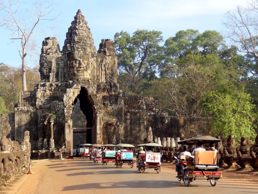 Private Angkor Wat Small Tour Leading by Expert Guide - Experience Highlights