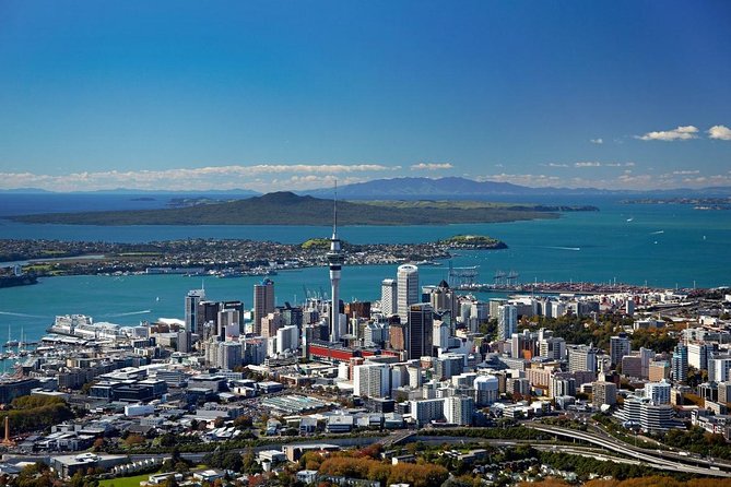 Private Auckland City Tour for Small Group in a Luxury Vehicle. - Tour Overview