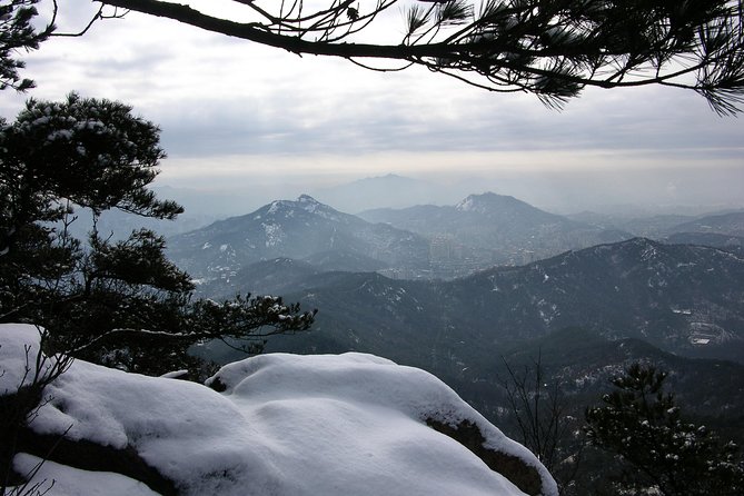 Private Bukhansan Hiking Tour (More Members Less Cost per Person) - Detailed Tour Itinerary and Inclusions