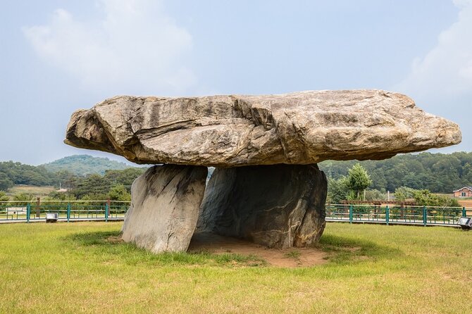 Private Day Trip to Gwanghwado From Seoul - Enjoy a Scenic Boat Ride