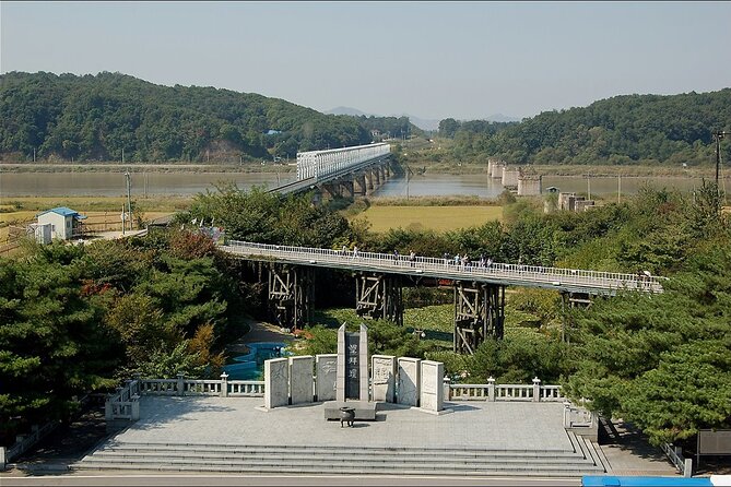 Private DMZ Tour From Seoul - Tour Guide Experience